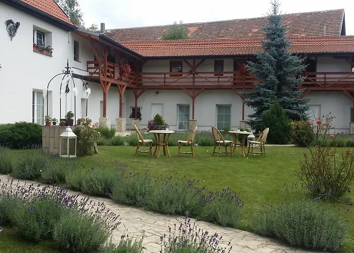 Country house Club *